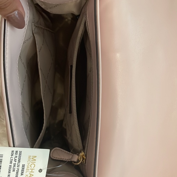 MK PURSE - Picture 4 of 5